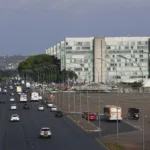 Do relatório à decisão: os limites da verificação independente