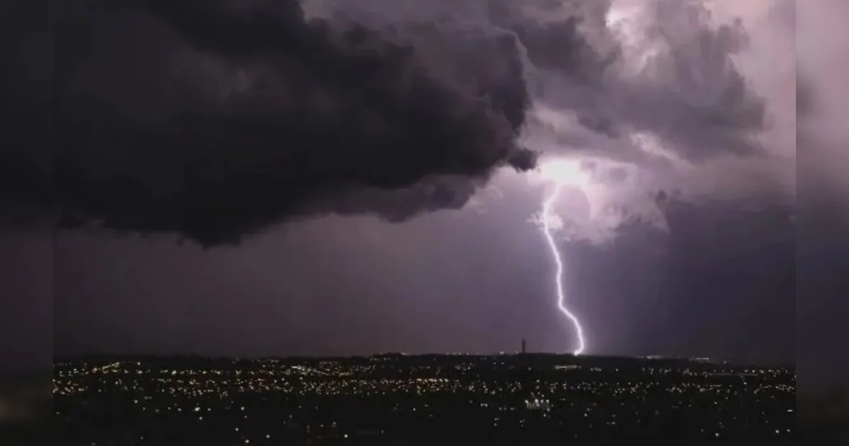 Inmet emite alerta de tempestade para 396 cidades do PR; região está incluída