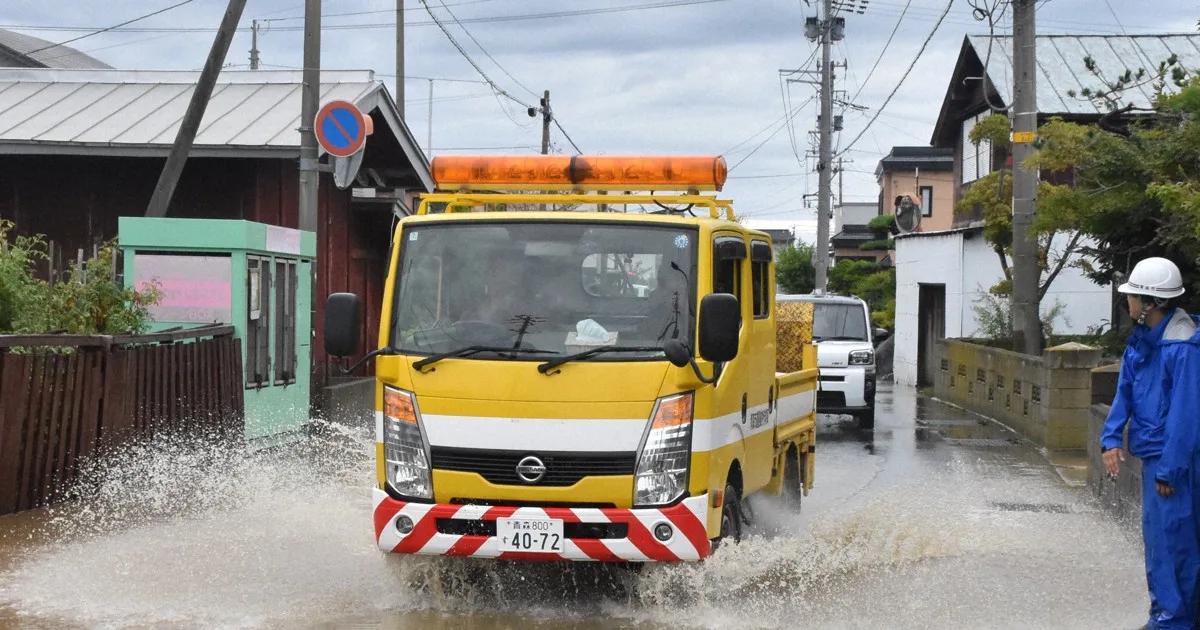 青森で2夜連続の大雨、河川が氾濫 1500人超に緊急安全確保