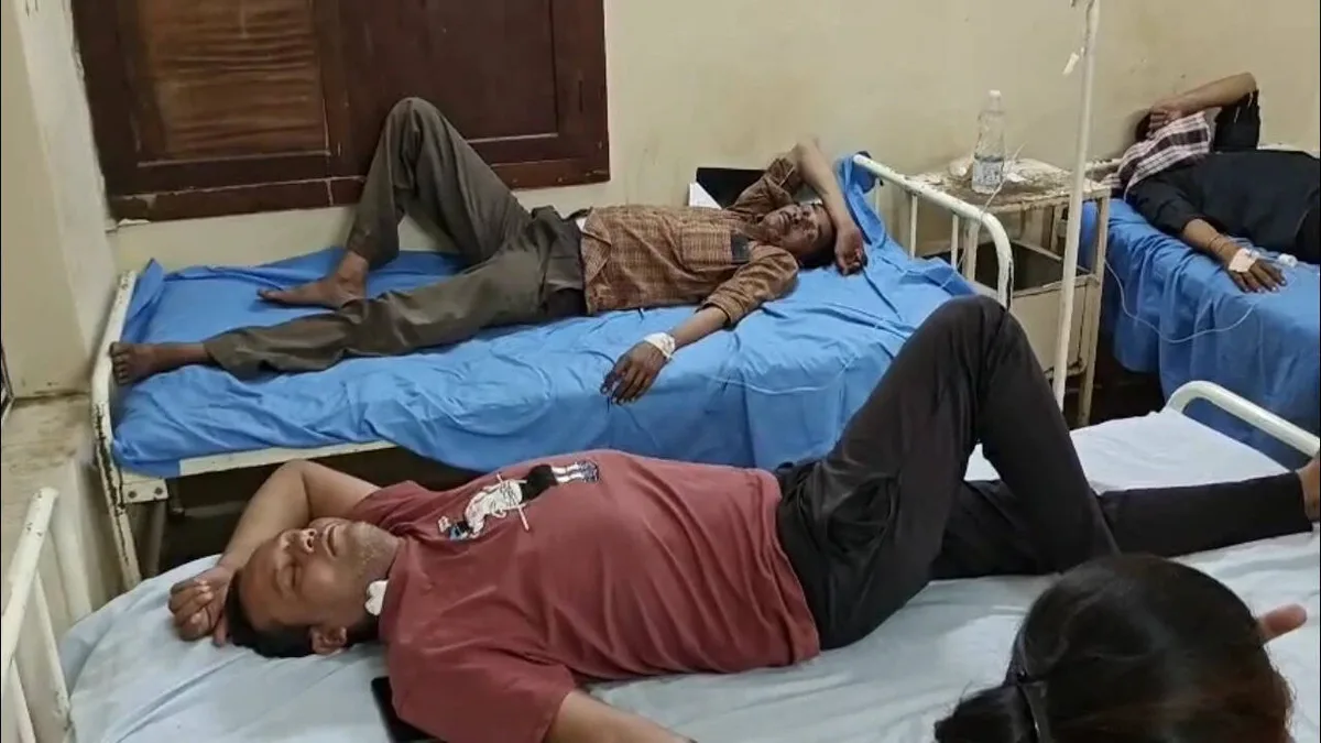 In dry Gujarat, spurious booze kills 6 at party thrown by cop; 25 in hospital