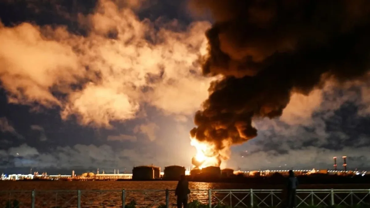 Ukraine Fires 1,000 Drones At Russia, St Petersburg Oil Sites Ablaze