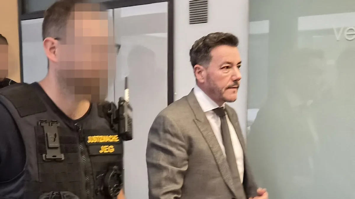 René Benko kommt mit Fußfessel frei - Früher Schlossvilla, jetzt 60-Quadratmeter-Wohnung