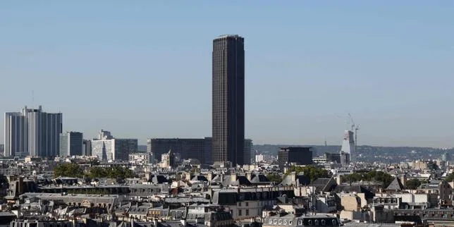 Les copropriétaires de la tour Montparnasse, à Paris, rejettent le lancement des travaux de rénovation