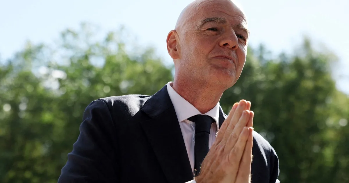 Crisis en la FIFA: Infantino abre la puerta a una "revisión independiente" tras la rebelión que generó el proyecto para privatizar el Mundial