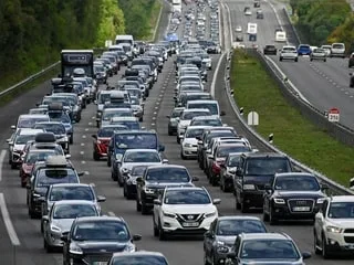 Départ en vacances : à quoi faut-il s’attendre sur les routes vendredi et samedi ? Voici les prévisions de Bison Futé