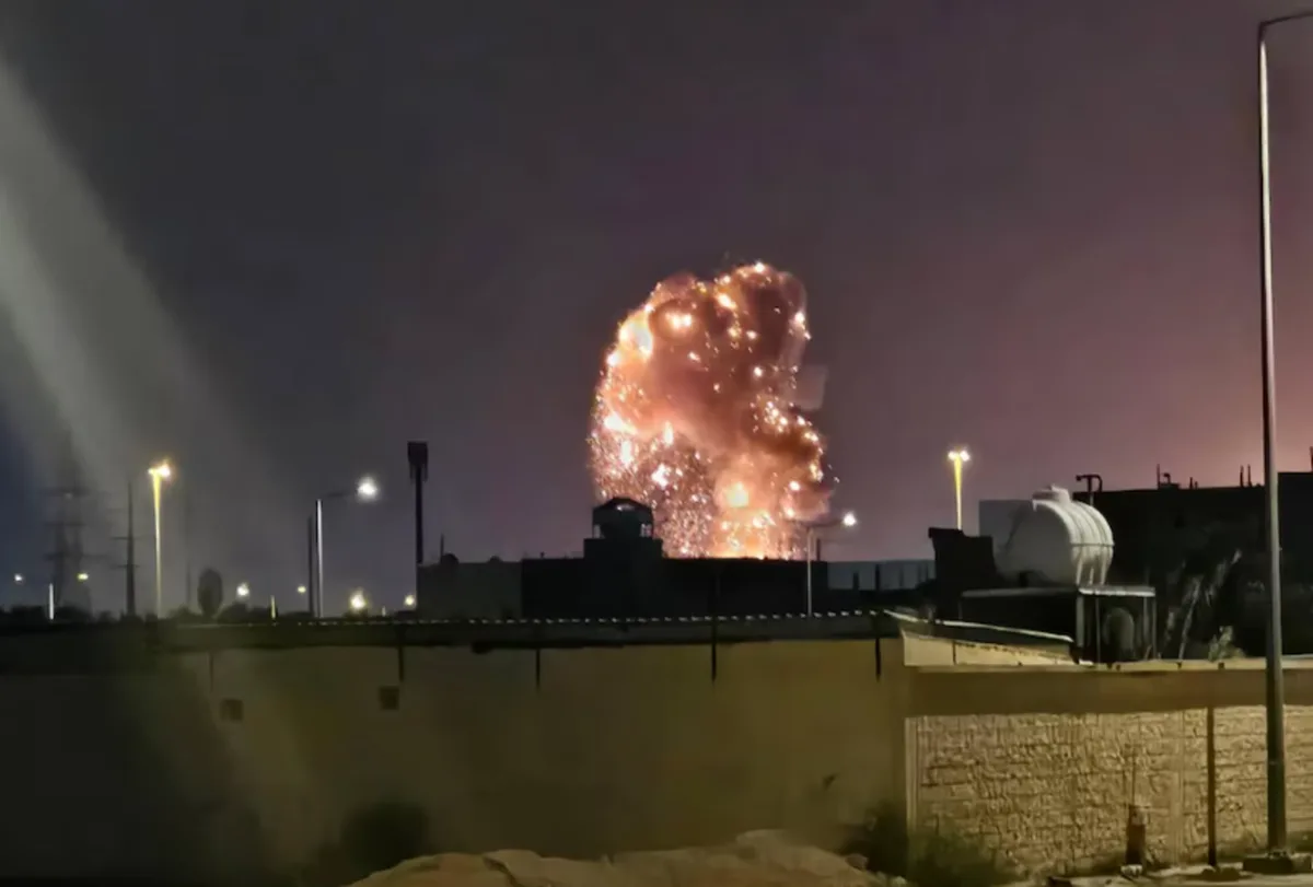 Ataque a oleoduto saudita eleva preço do petróleo