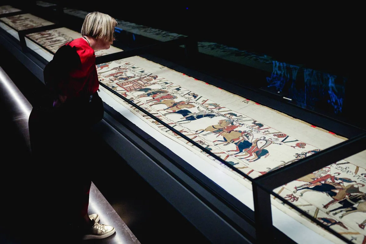 Tapisserie : Londres cède à la « Bayeuxmania » et s’enthousiasme pour l’exposition
