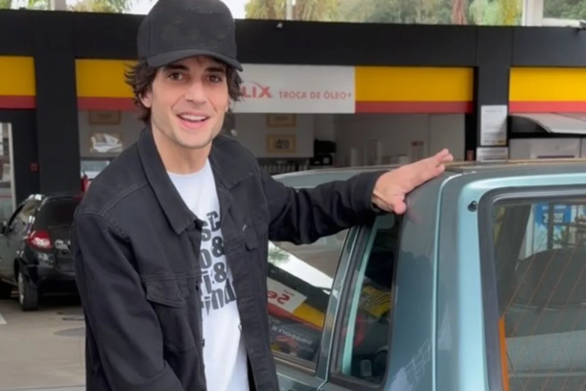 Fiuk vende terceiro carro e promete entregar pessoalmente: "Saudade"