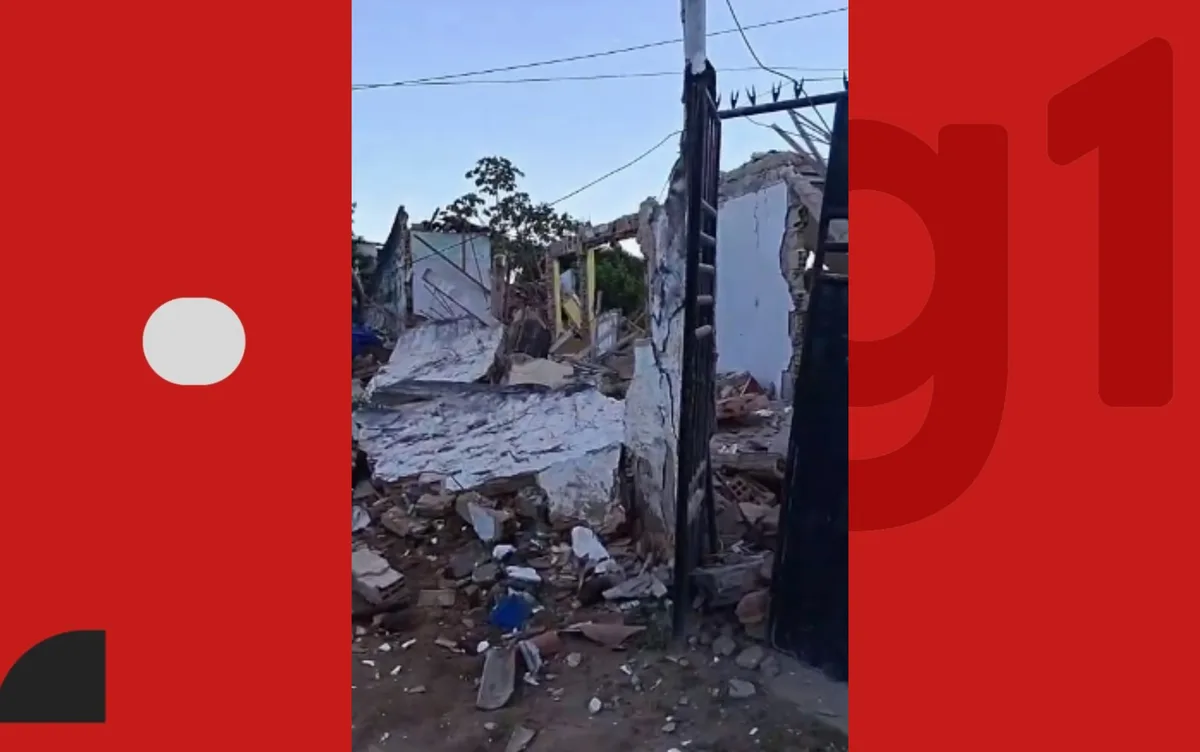 Explosão de botijão de gás atinge três casas e deixa três pessoas feridas no interior da Bahia