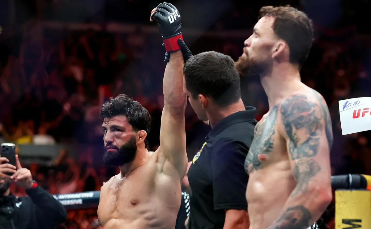 Царукяна и Руффи отстранили от соревнований на 60 дней после турнира UFC