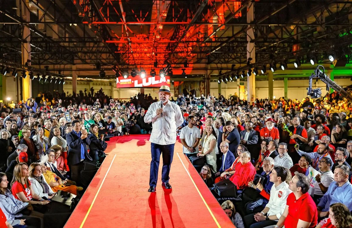 Campanha quer Lula com discurso direto, combativo e menos improvisos