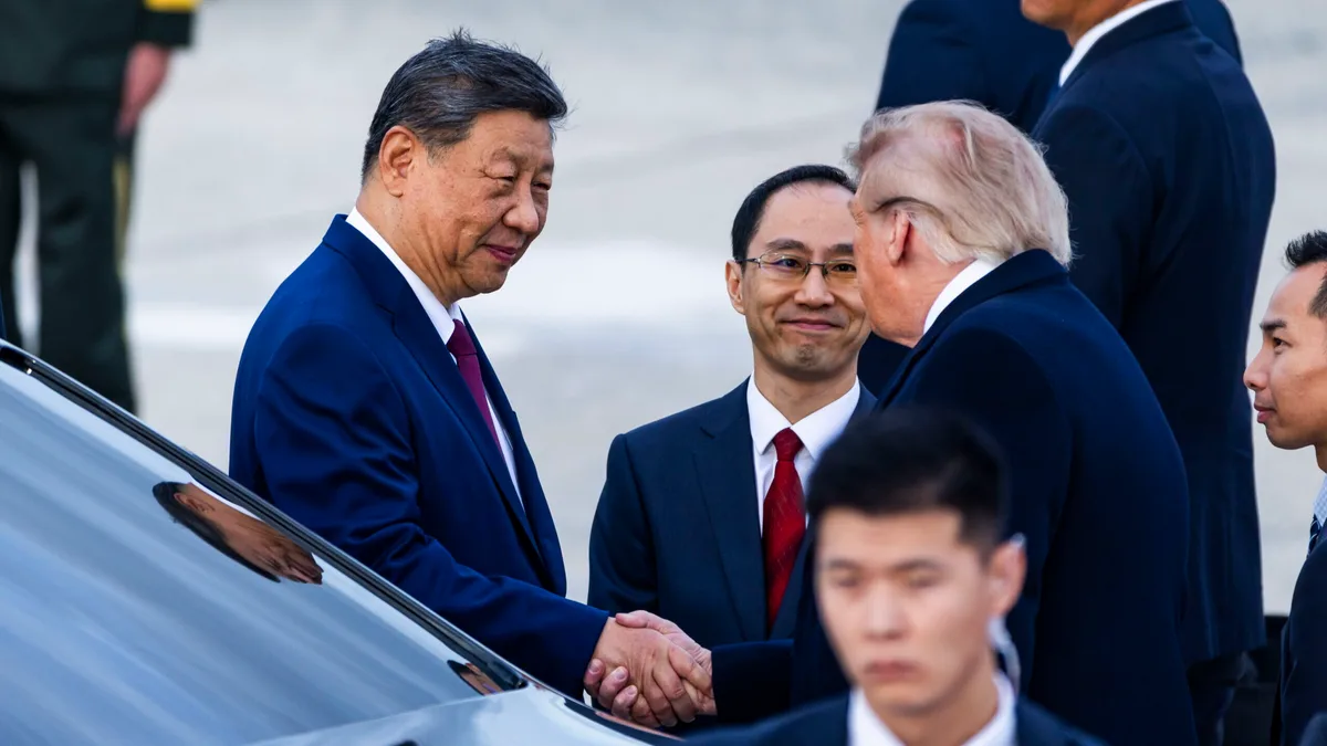 EUA anunciam extensão de trégua comercial com China até 10 de janeiro