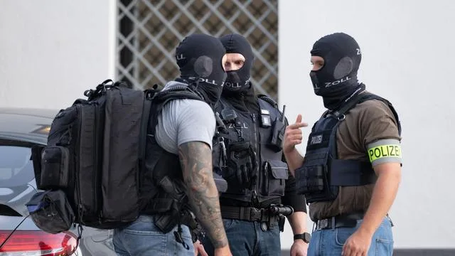 Durchsuchung: Fahnder entdecken stillgelegte Cannabisplantage in Frankfurt
