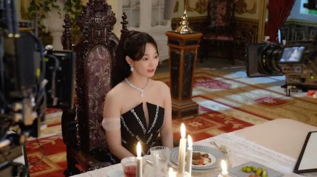 신민아 "어떻게 실사화?"..'재혼황후' 예고 48시간 만에 1300만 뷰 돌파