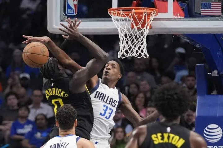 Raptors sign seven-foot-five centre Jamarion Sharp