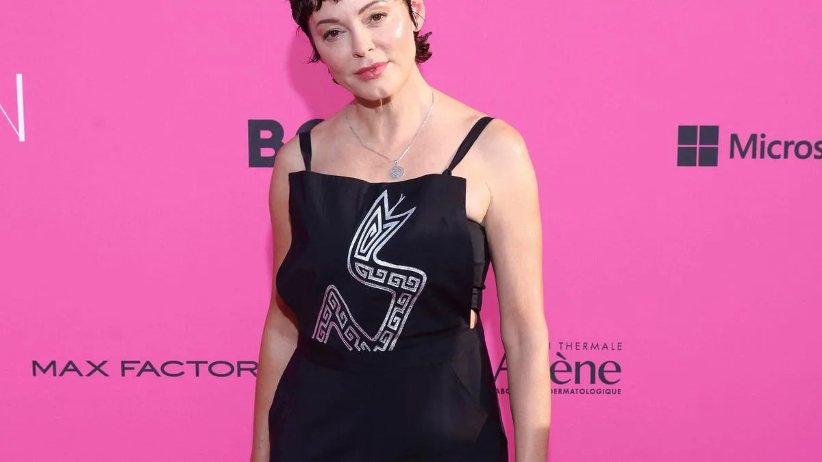 'Don't put kids in show business': Rose McGowan warns of child stardom dangers following Hayden Panettiere's death