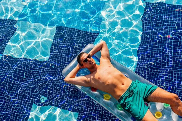2027 bank holiday trick to turn 24 days leave into 56 days off work