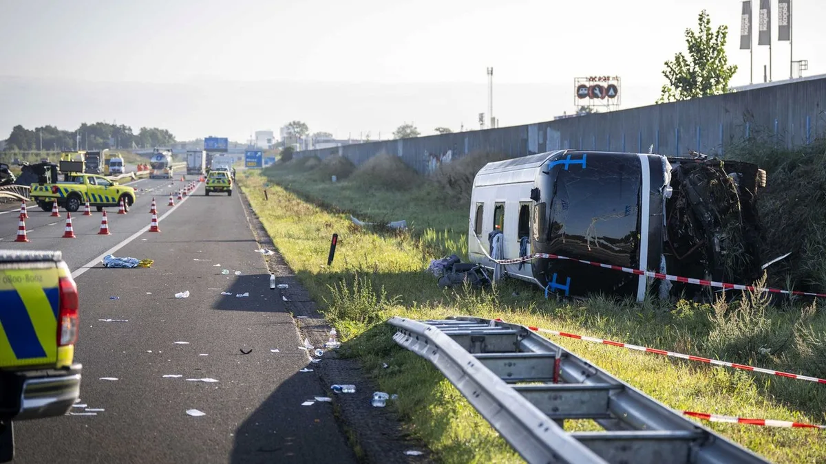 Niederlande: Schwerer Busunfall - Schüler aus Schleswig-Holstein an Bord