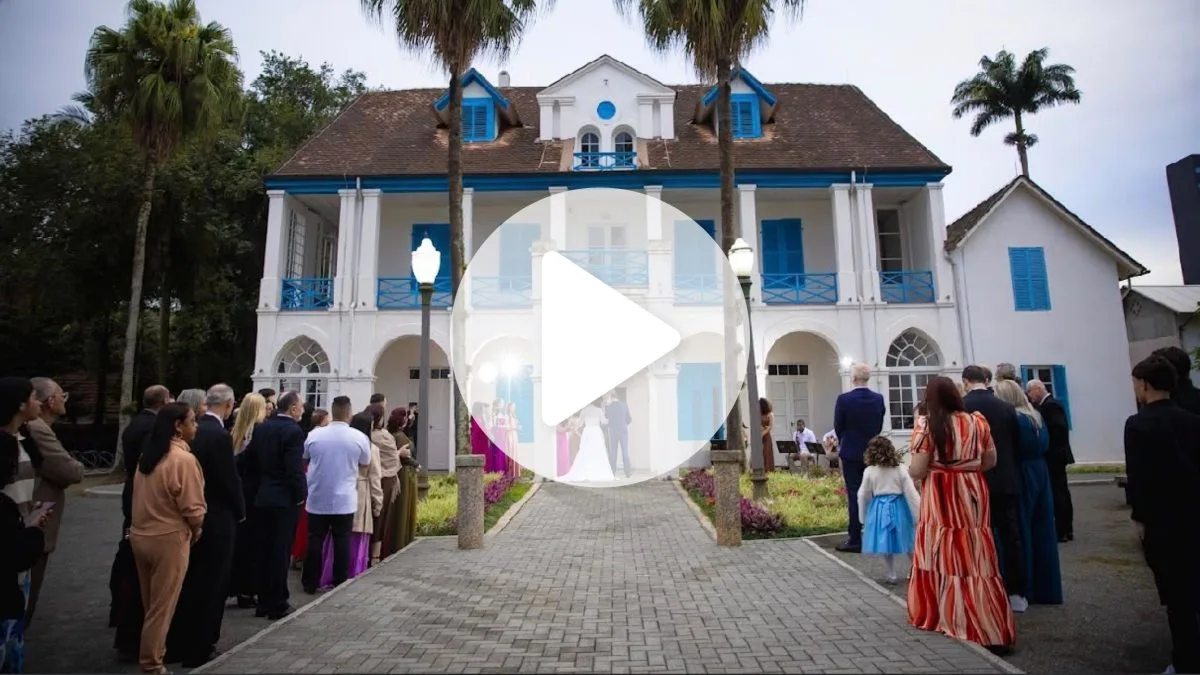 Jardim de casarão histórico que abriga museu vira cenário dos sonhos para casamento em Joinville: ‘Inesquecível’