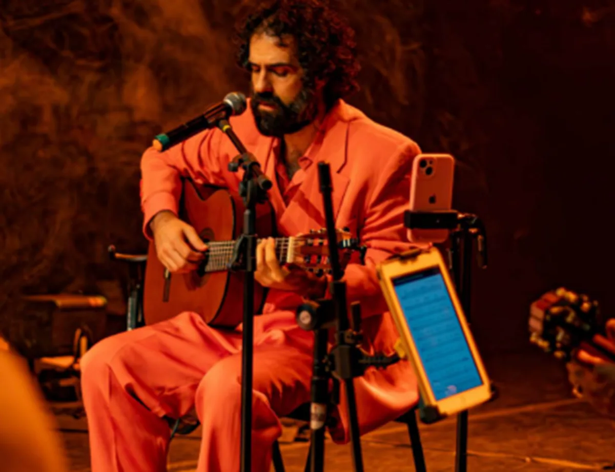 Felipe Antunes lança o álbum “Dança do Universo” apostando em experiência sensorial