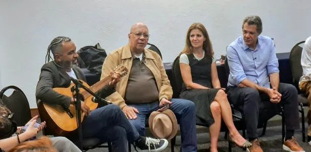 Haddad faz primeira agenda com evangélicos a 15 dias das eleições