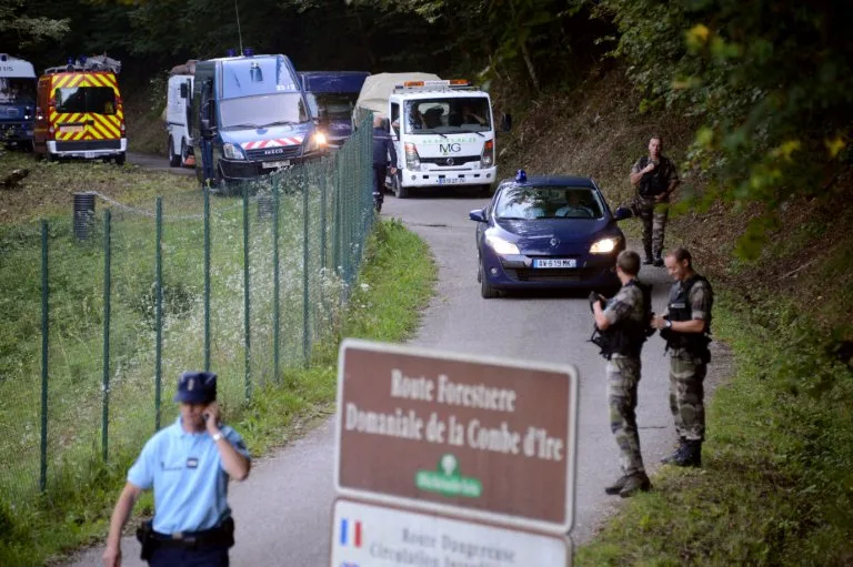 Tuerie de Chevaline : l'homme qui a retrouvé la possible arme du crime témoigne
