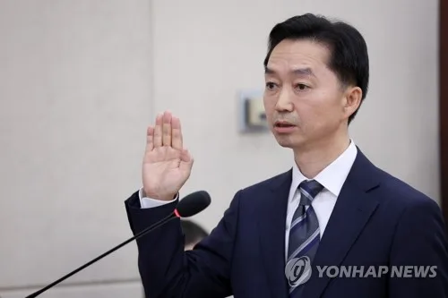 與친문 "비겁한 선택"·혁신당 "국민이 반대"…김지용 공세 앞장