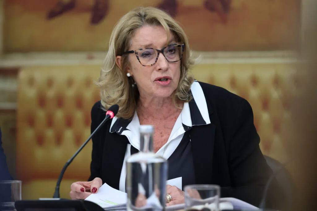 Ministra do Trabalho assegura que CGA pode pedir devolução de valores