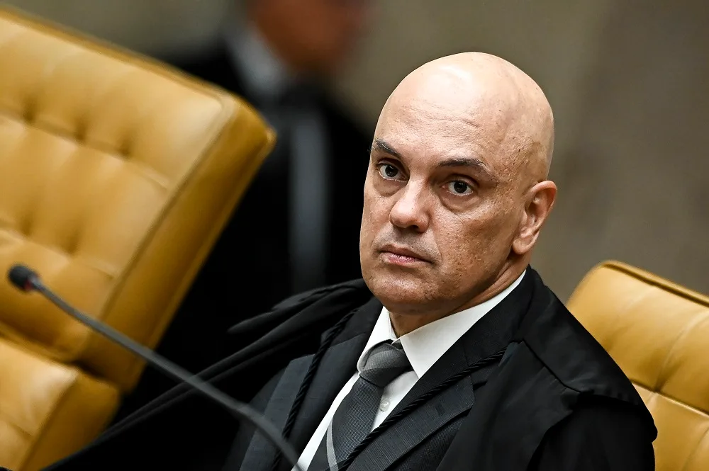 Moraes manda 7 tribunais devolverem ‘penduricalhos’ por pagamentos acima do teto