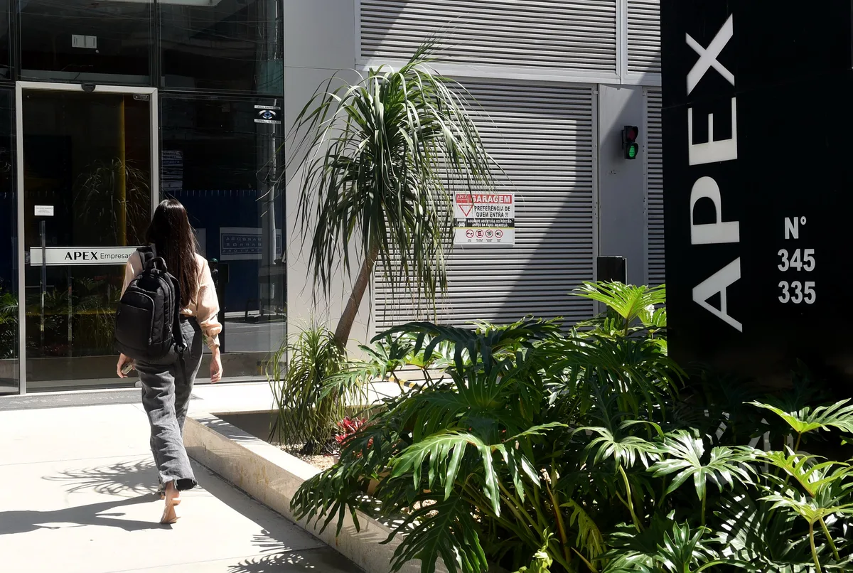 Crise na Apex: BTG quer mudar gestor de fundo que tem ações do Shopping Vitória