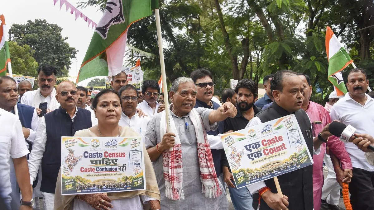 Jharkhand Congress takes out protest march demanding separate OBC column in Census 2027
