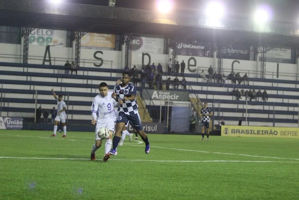 Goiatuba x São José-RS: onde assistir ao vivo, horário e escalações