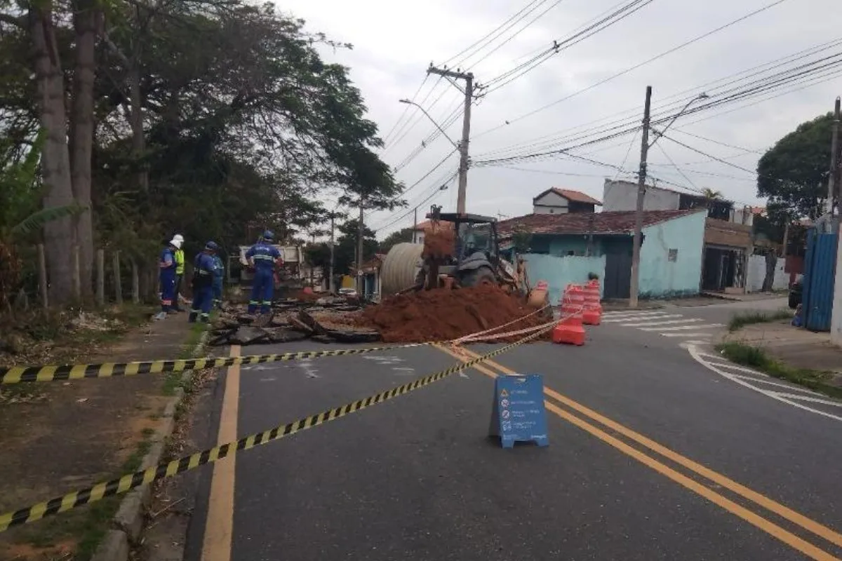 Trecho de Avenida D. Pedro I é bloqueado nos dois sentidos para obra de agosto em Taubaté