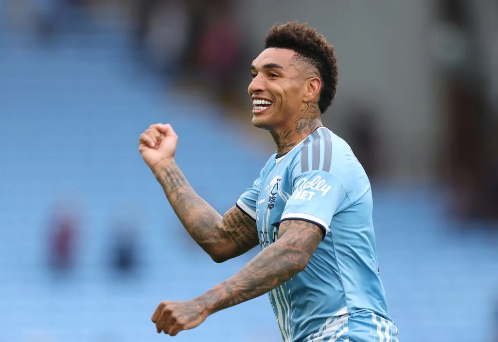 Igor Jesus e outros três brasileiros brilham em sábado de Premier League