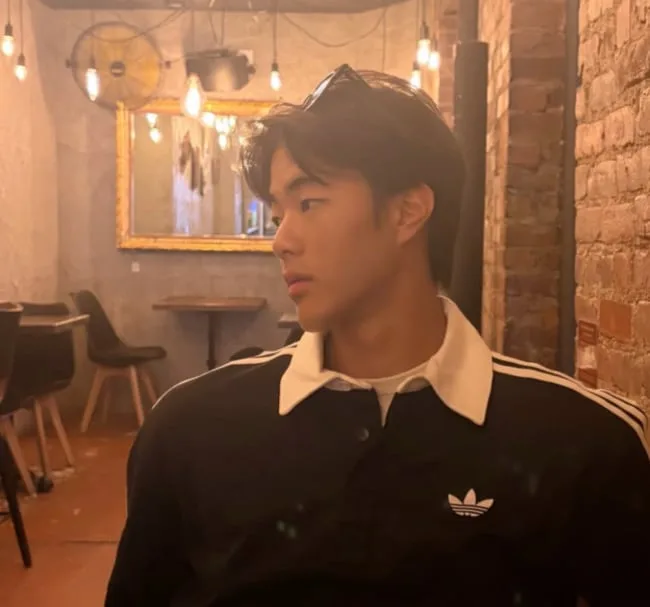 '권상우♥손태영 아들' 룩희, '태평양 어깨' 깜짝...아빠 빼닮은 훈남