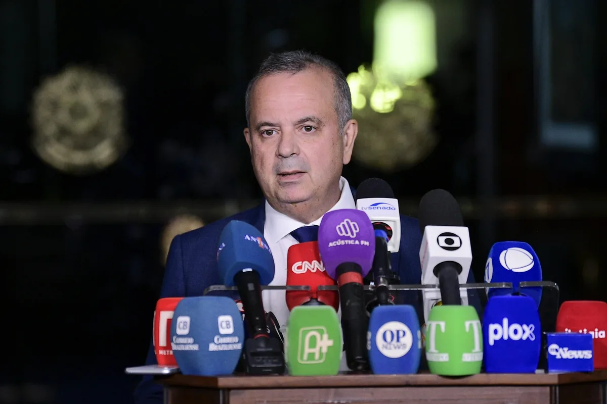 Marinho quer tirar do presidente do Senado poder sobre processos contra o STF