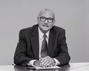 Morre Rogério Lessa, pioneiro da advocacia empresarial no Brasil