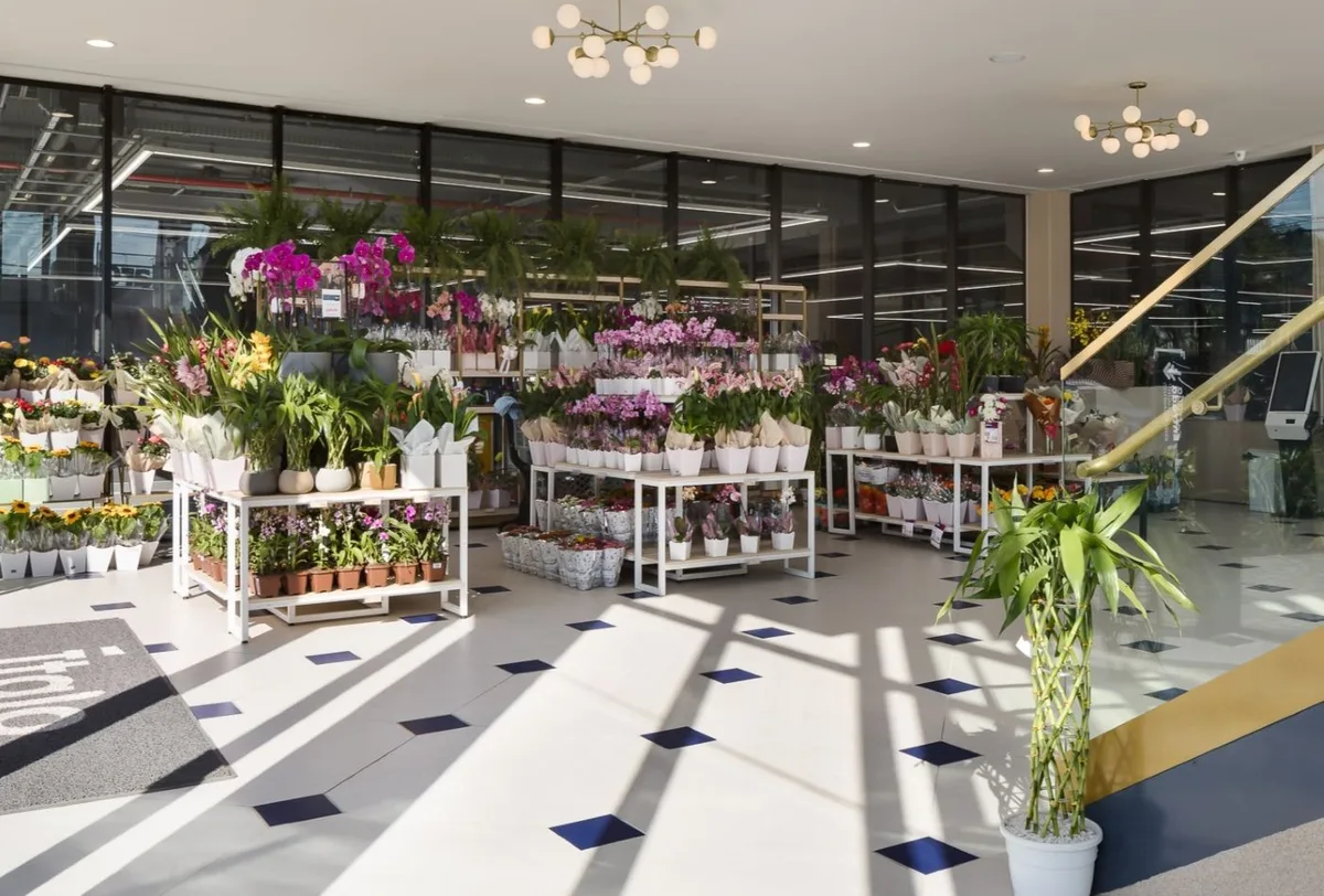 Entre flores, cores e aromas: quando a beleza também faz parte das compras