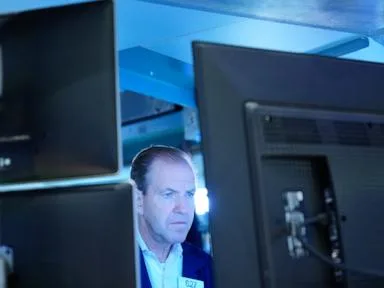 Asian shares trade mixed as markets continue to watch AI stocks and oil prices