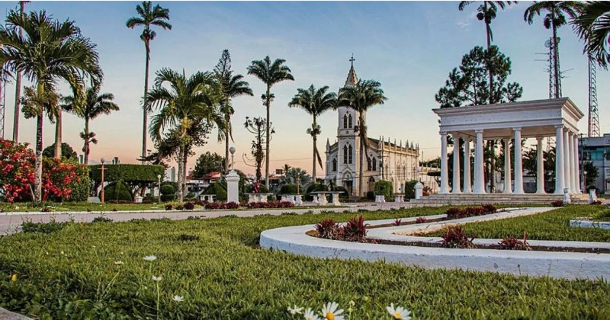 Prefeito de Amargosa viola lei e paga servidora com verba da cultura