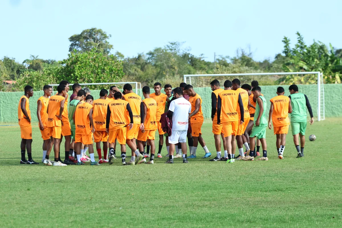 Caiçara anuncia reforços, e técnico Caio Simões avalia pré-temporada para o Piauiense Série B