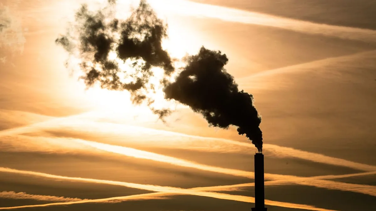 Jahresbericht: „Zu zaghaft“: Experten kritisieren Klimapolitik des Landes