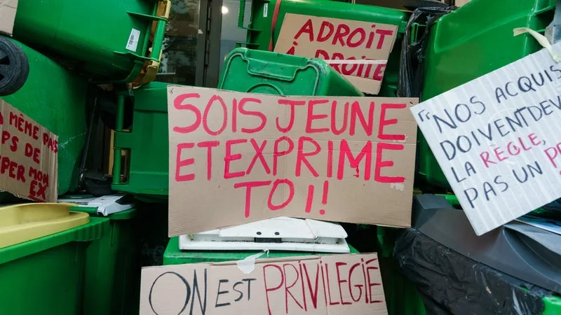 DIRECT. Colère des lycéens: de nouveaux blocages prévus ce lundi, le ministre de l'Éducation nationale attendu dans l'académie de Lille