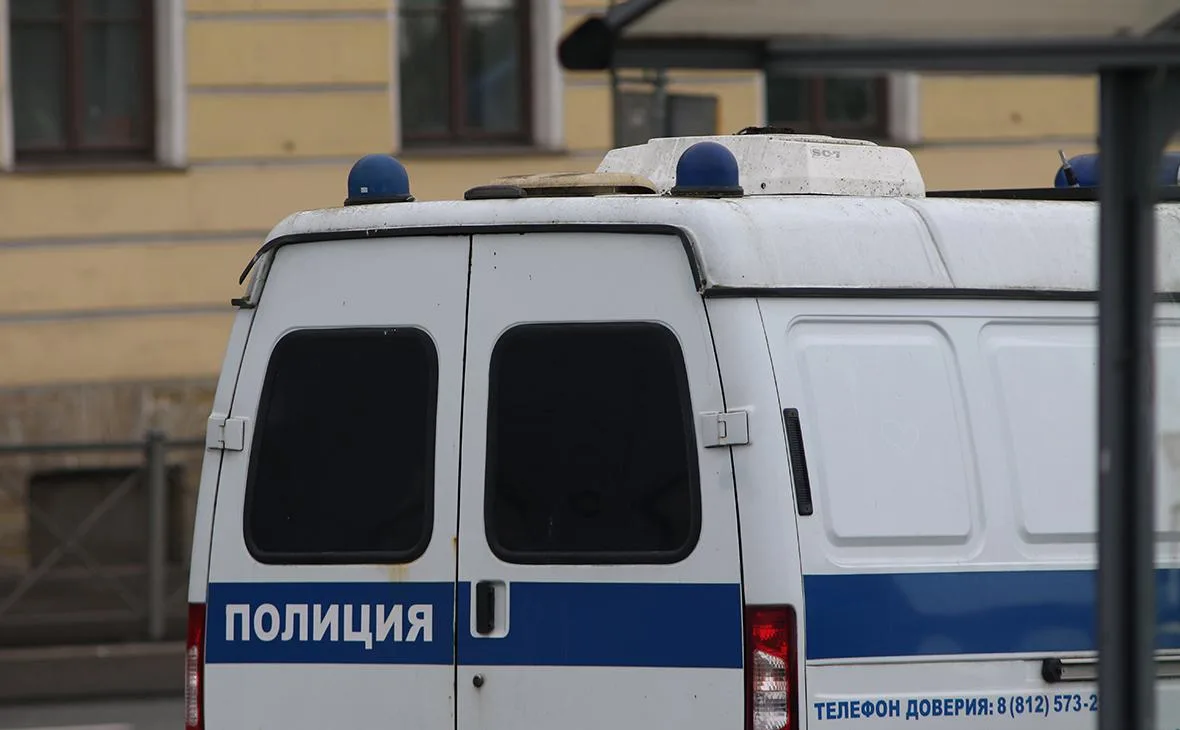 В Санкт-Петербурге эвакуировали три суда из-за сообщения о минировании