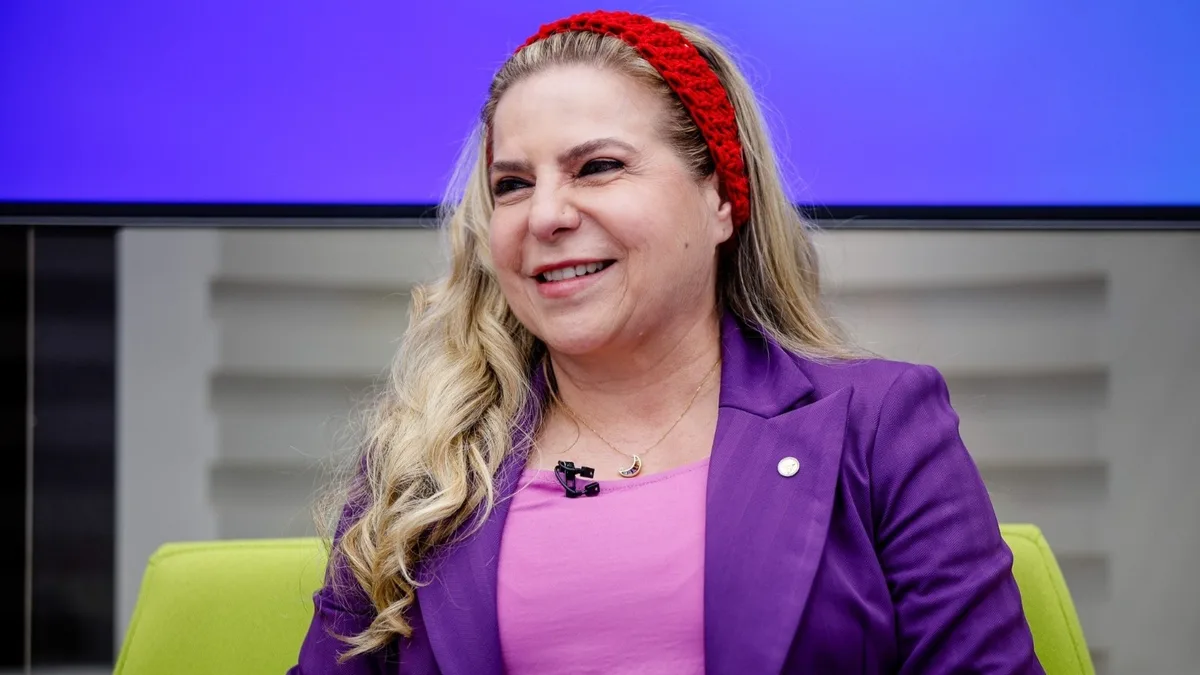 Luizianne Lins defende criação de estatuto de cuidadores e combate à violência contra mulheres