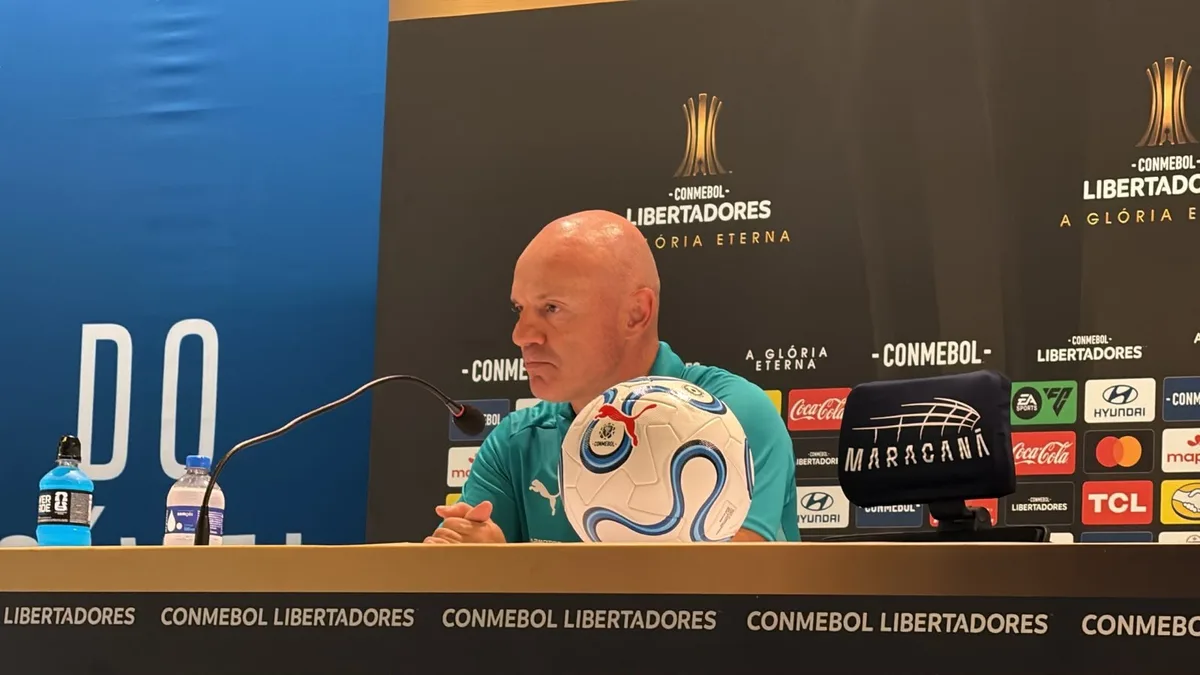 Castanheira nega falta de atenção do Palmeiras e valoriza bom resultado na semifinal