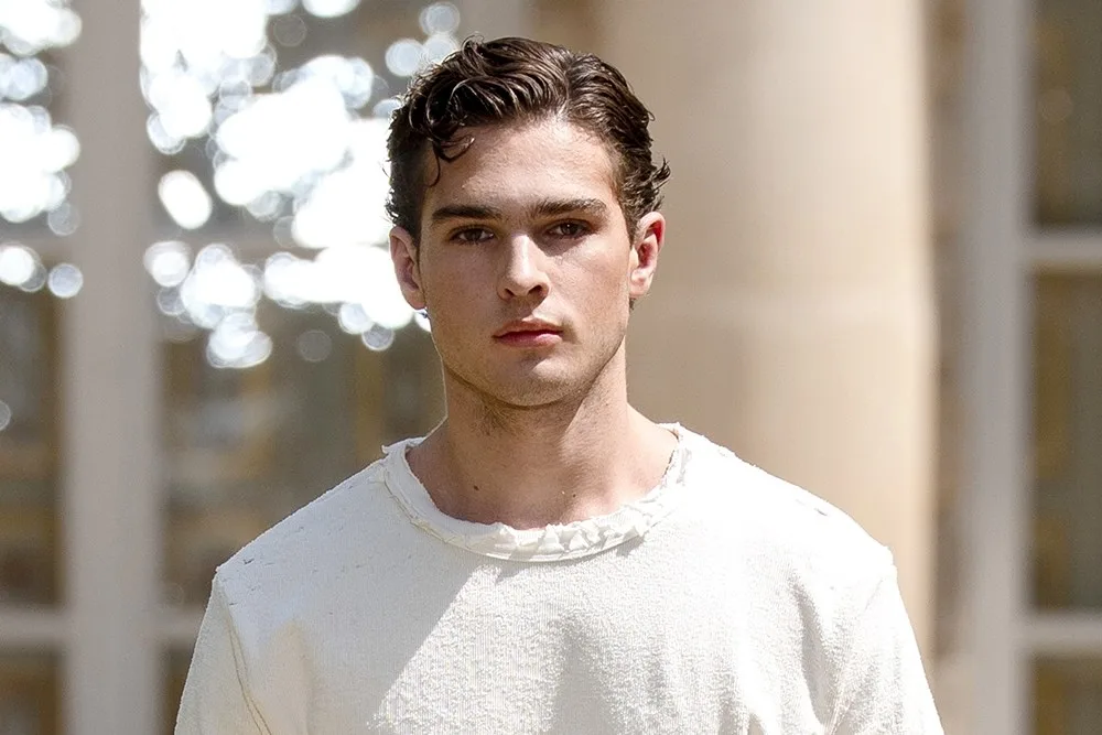 Influencer "Clavicular" enfrenta cargos por violación y drogar a una menor