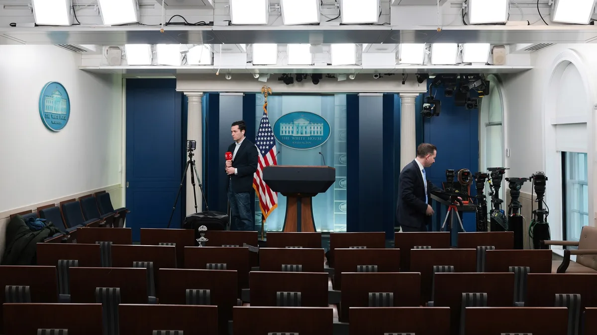 White House Defies Court Order, Continues Enforcing Media Ban