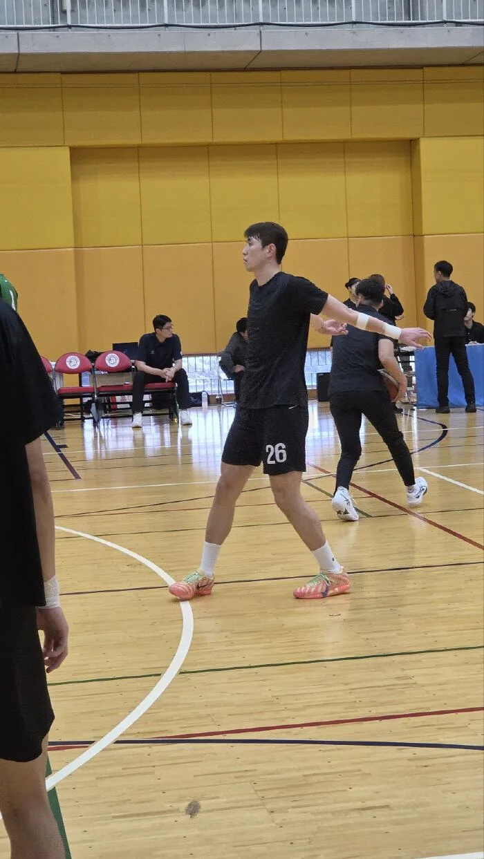 [전훈 인터뷰] "강상재는 수비의 핵" DB 이규섭 감독의 단언. 부주장 강상재의 반응 "우리 팀 특성상 욕심 부리면 안된다", 그 의미는?