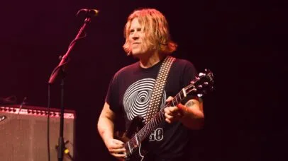 Ty Segall fala à RS sobre shows no Brasil, novo álbum e quase 20 anos de carreira